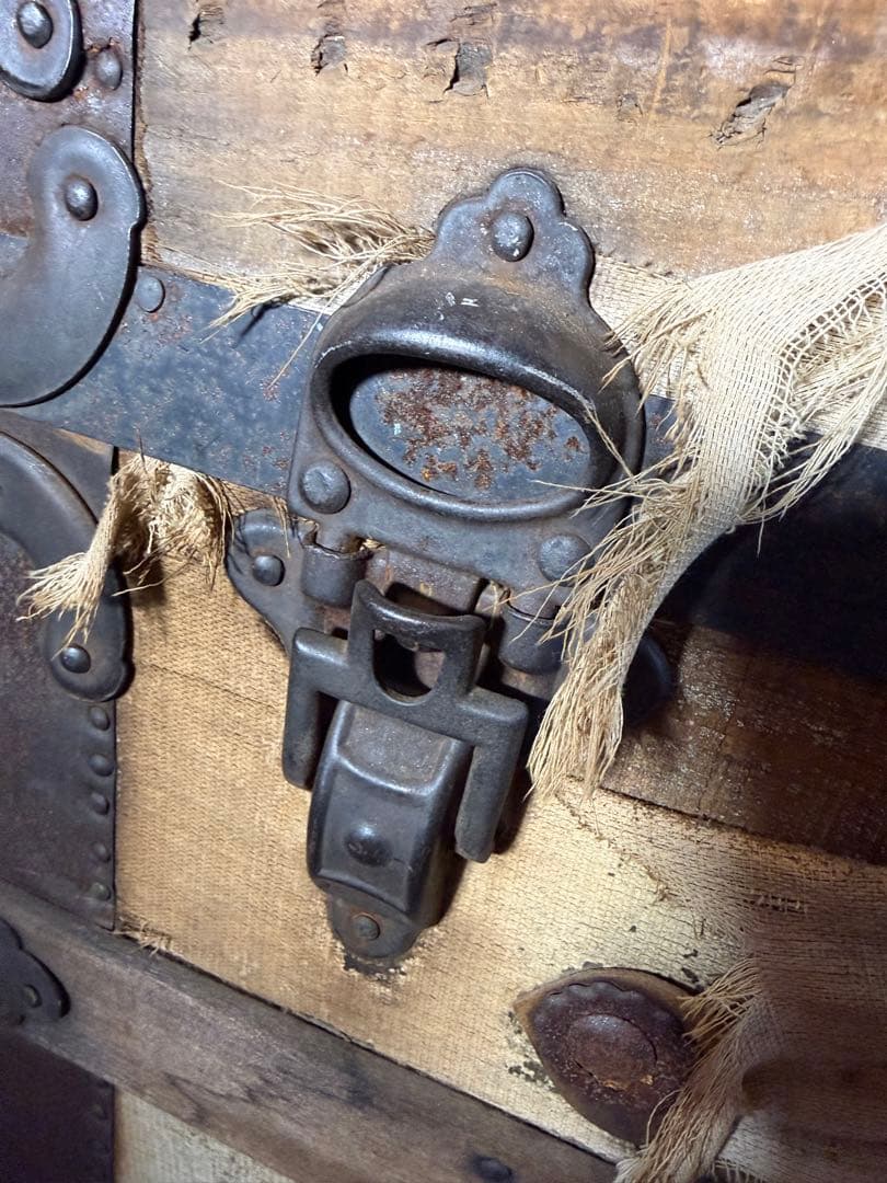 1880s EAGLE LOCK CO 米国製船旅トランク 希少140年物