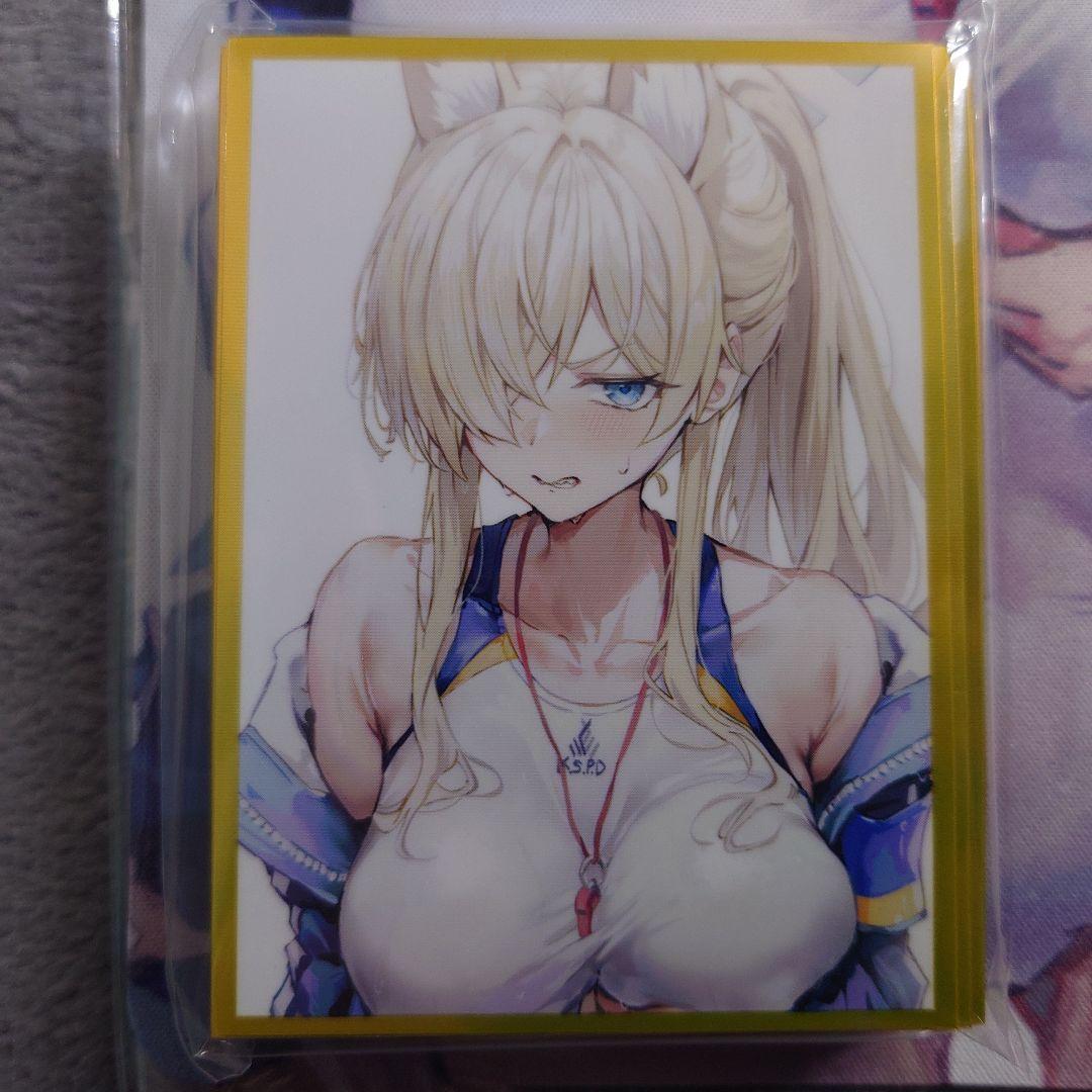 α1 ブルーアーカイブ 睨む&競泳水着 尾刃カンナ スリーブ&プレイマット