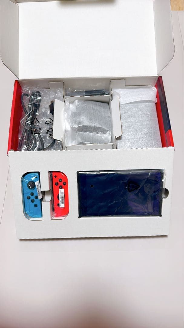 [美品]Nintendo Switch 本体 バッテリー強化版　SDカード付