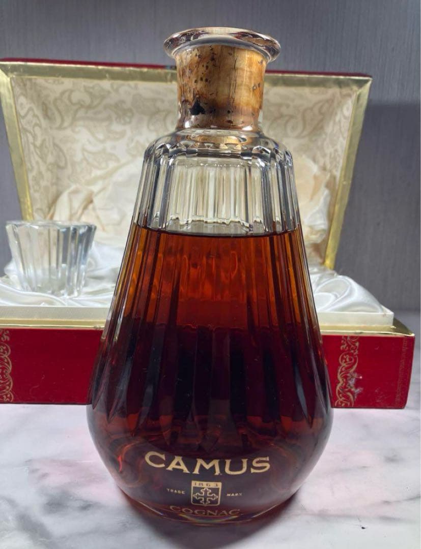 バカラ　CAMUS コニャック