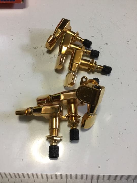 エレキギター用糸巻き