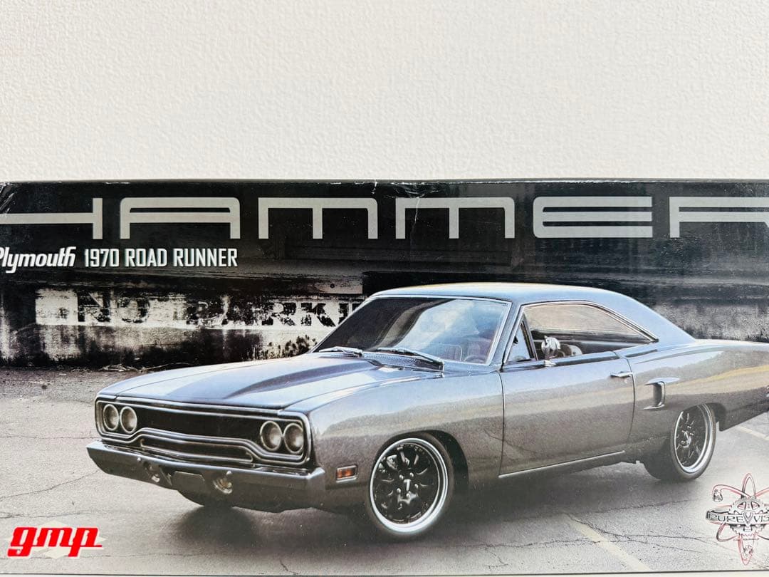GMP/Plymouthプリムス RoadRunnerロードランナー 1/18