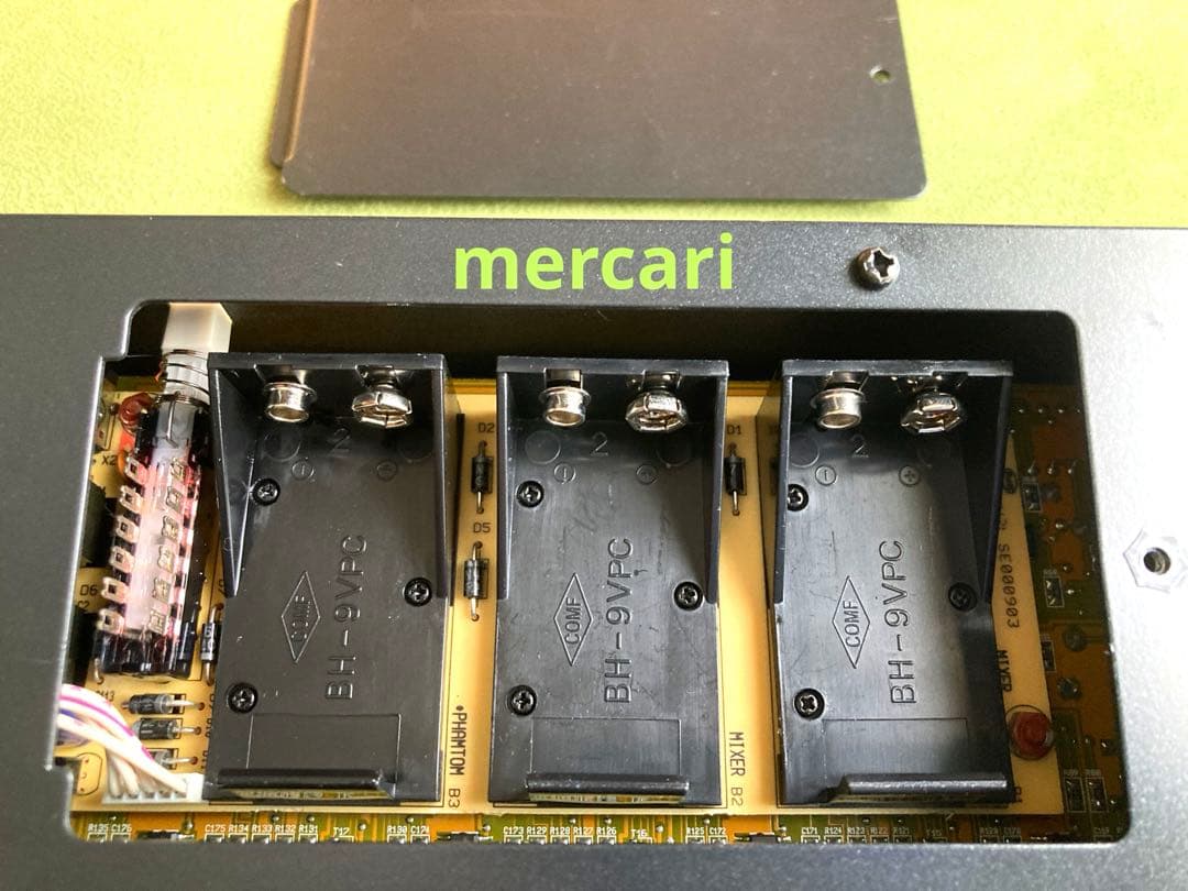 BEHRINGER XENYX 1002B 10chアナログミキサ－ 電池駆動