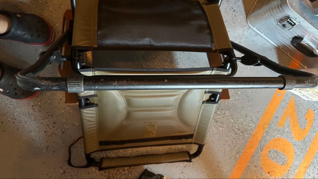 AS2OV リクライニング　ローバーチェア　カーキ　マルチクッション付き