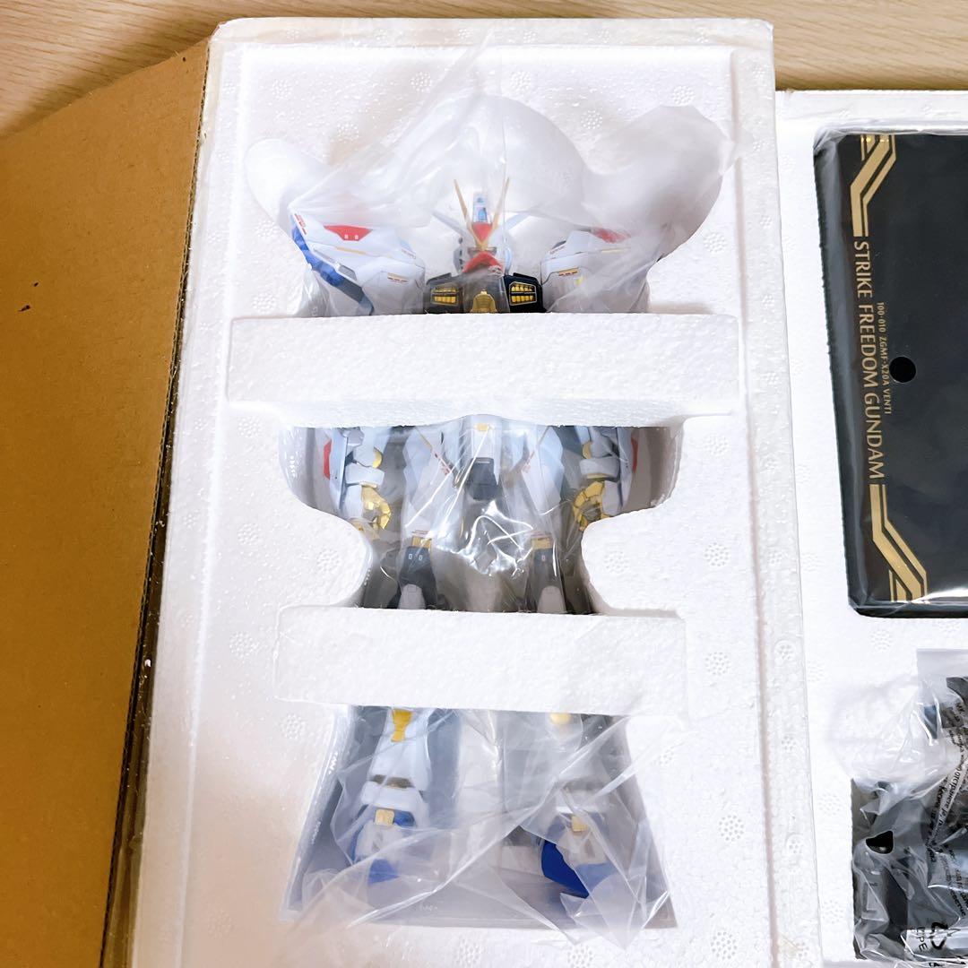 メタルビルド ストライクフリーダムガンダムSOUL BLUE