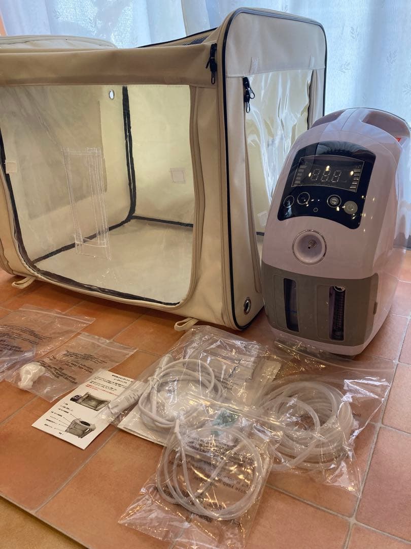 ペット用酸素濃縮器 クリーム色