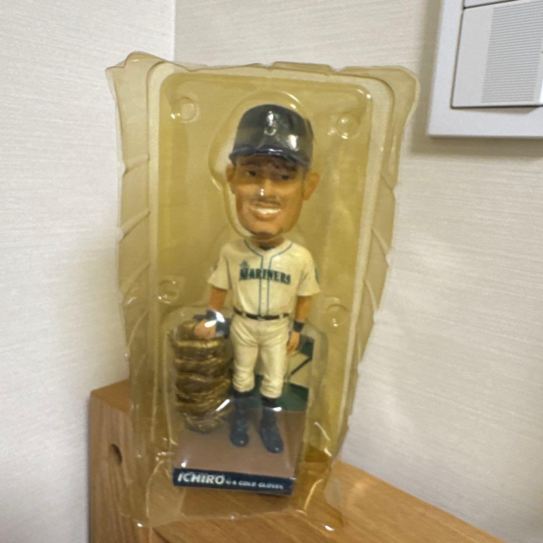 【チケット半券付】イチロー 2007 ゴールドグラブ ボブルヘッド FSN 箱付
