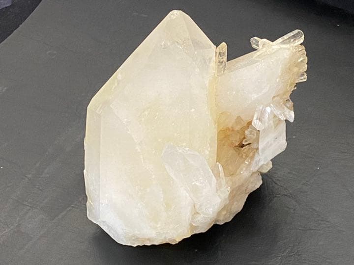 ヒマラヤ水晶 773g