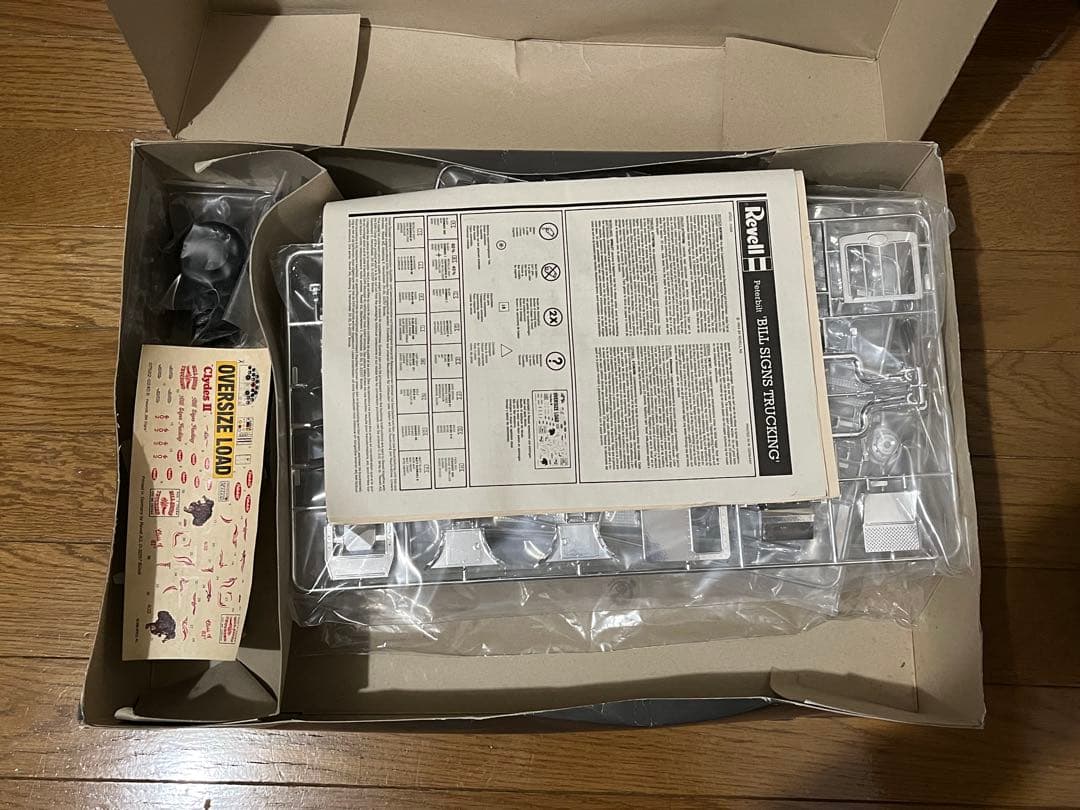 revell ピータービルト bill signs trucking プラモデル