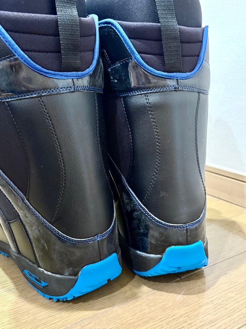 【美品】ZUMA ブラック スノーボードブーツ　ダイアル式28.0cm