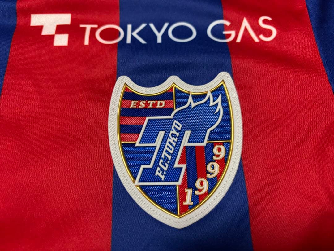 サッカー　FC東京 森重真人選手　ニューバランス　ユニフォーム