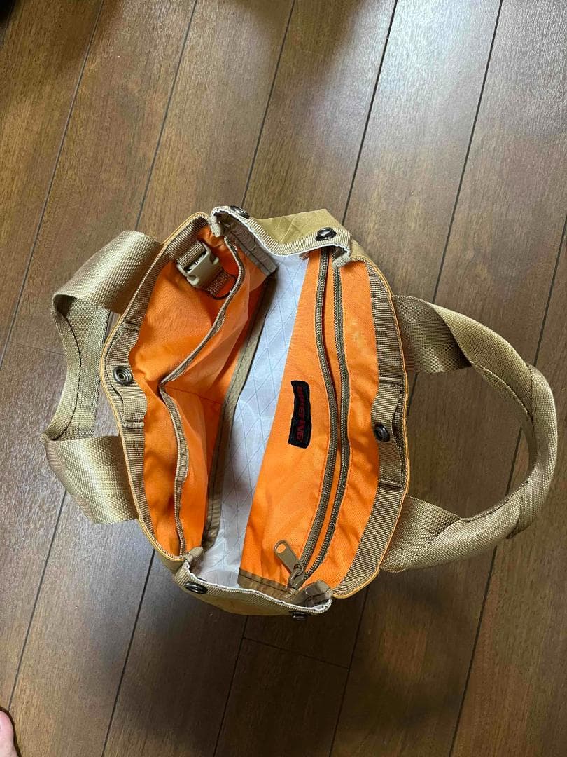 値下げ★BRIEFING 　バッグ ベージュ　トート　直営店購入