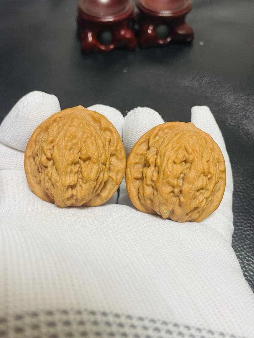 厚揚げ　No.409❤️遊ぶクルミ　文玩核桃 希少変高級種大红袍