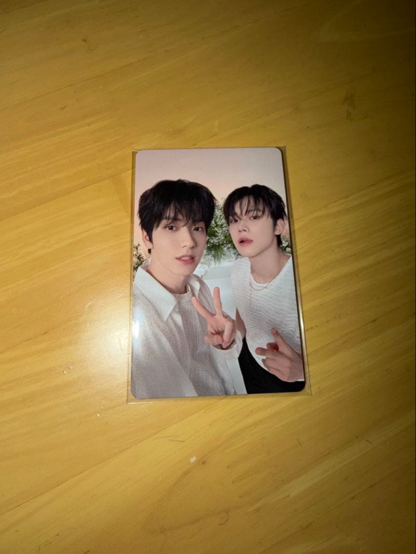 TXT ACT : TOMORROW JAPAN HOODIE フーディー