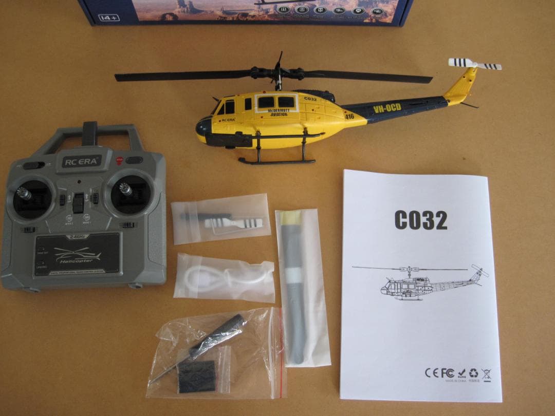 RC ERA C032 UH-1 Huey　バッテリー２個付き