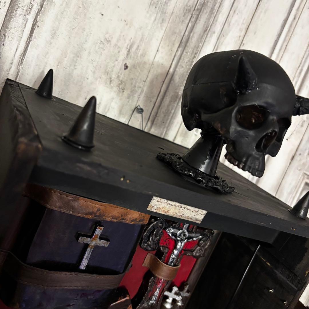 【Special Price】 悪魔撲殺箱(middleサイズ)オブジェ