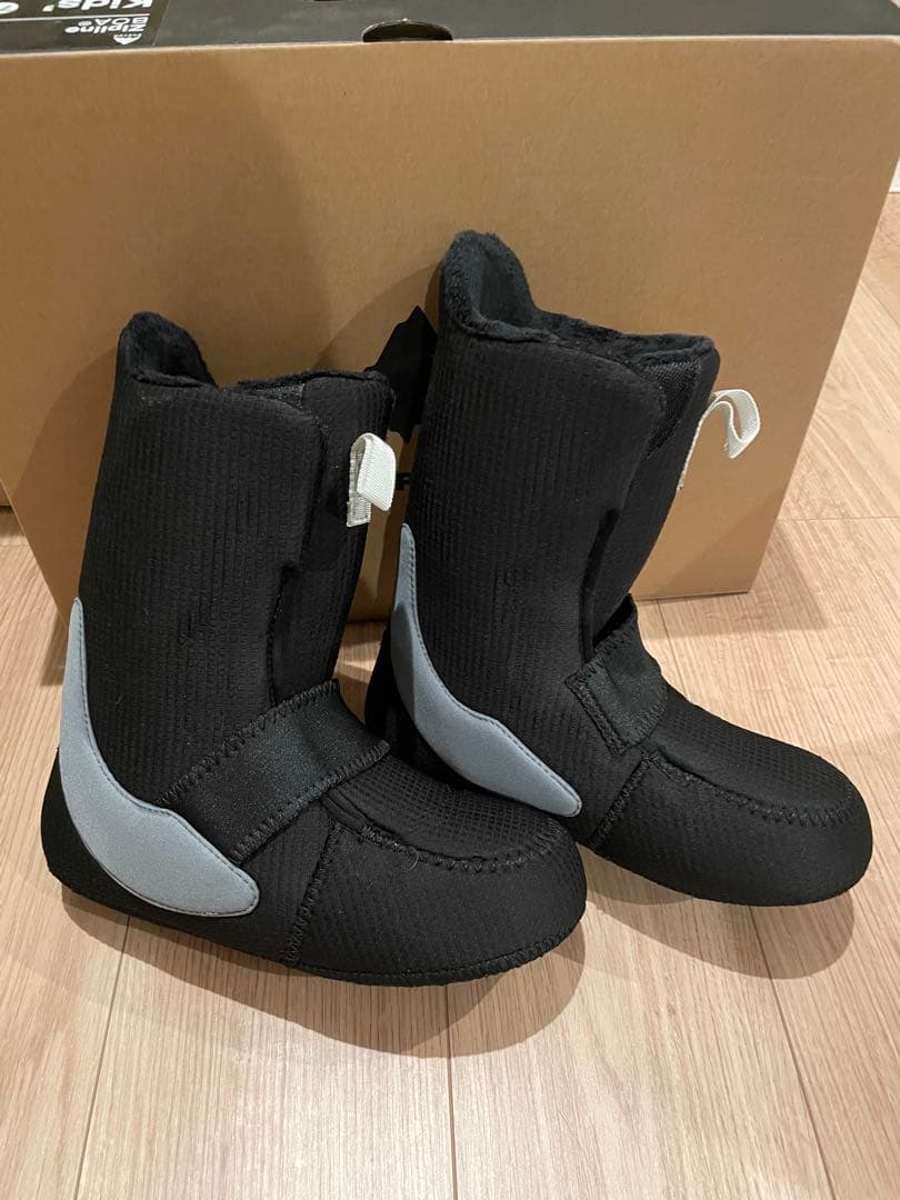 バートンジュニアスノーボードブーツジップライン25センチ