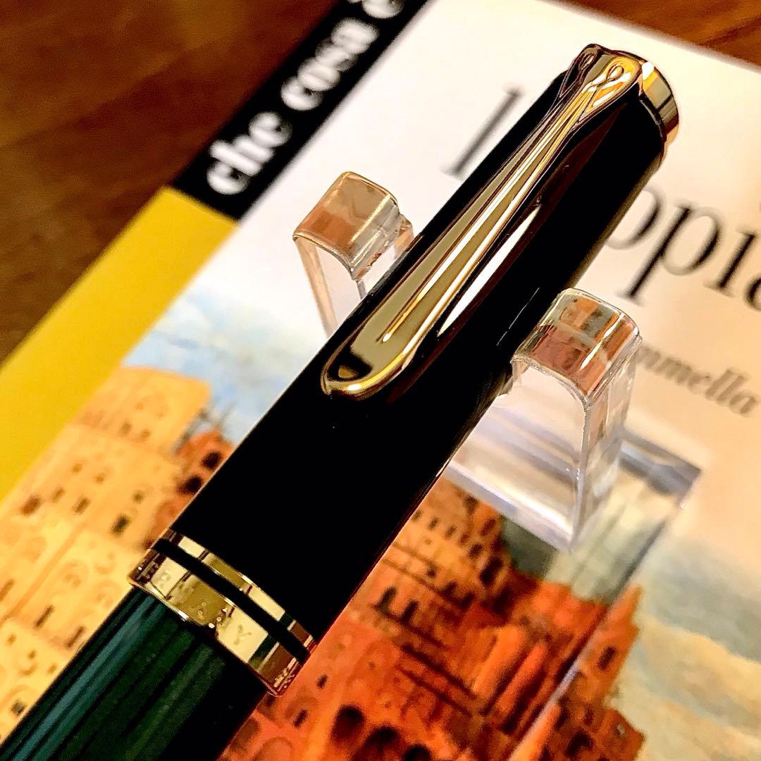 ☆ほぼ新品☆素晴らしいペリカン万年筆M600グリーン縞（Ｆ)☆書き味抜群