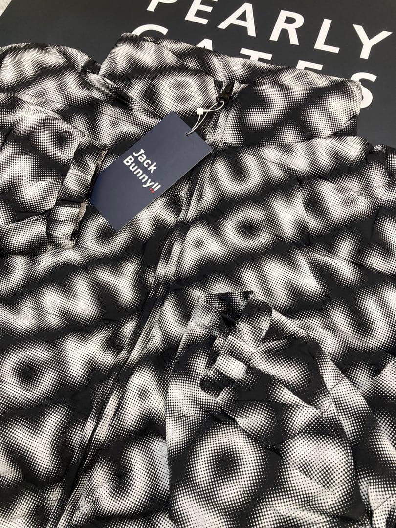 新品 パーリーゲイツ ジャックバニー 薄中綿ブルゾン(6)LL/黒P 最新モデル