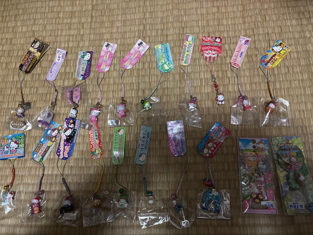 ハローキティ 根付け ぬいぐるみ79点セット売り