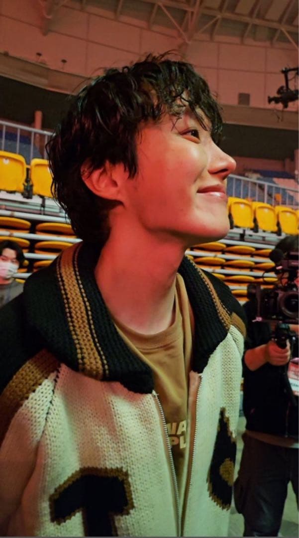 BTS j-hope HOPE ON THE STAGE カーディガン カウチン