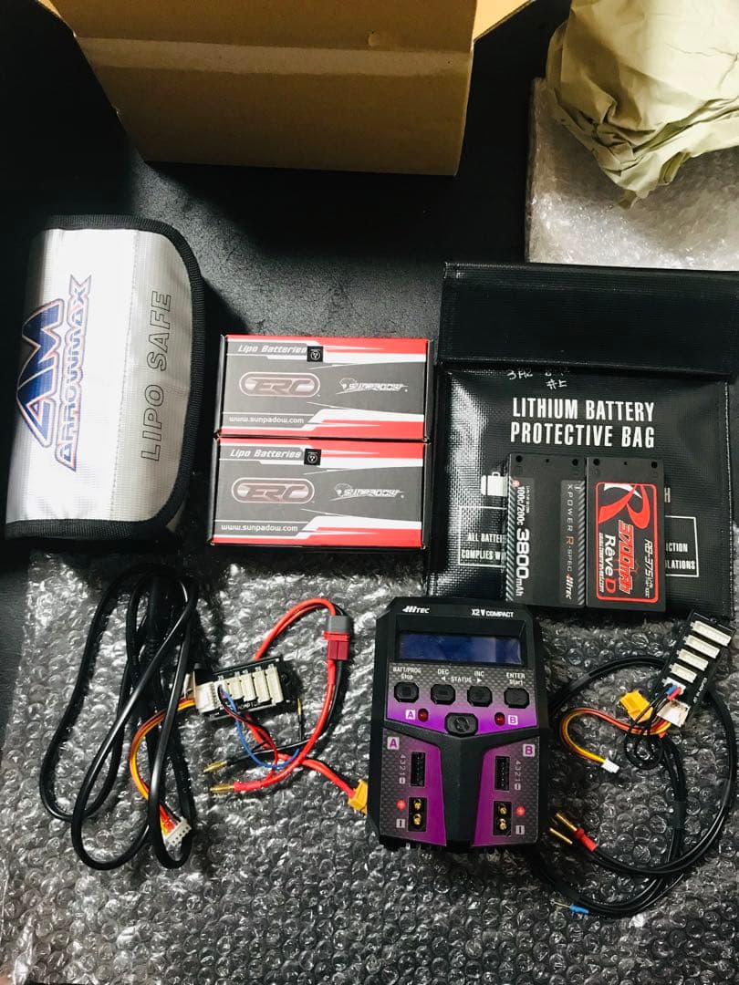 ラジコンカー　ドリフトカー hitec reveD sunpadow