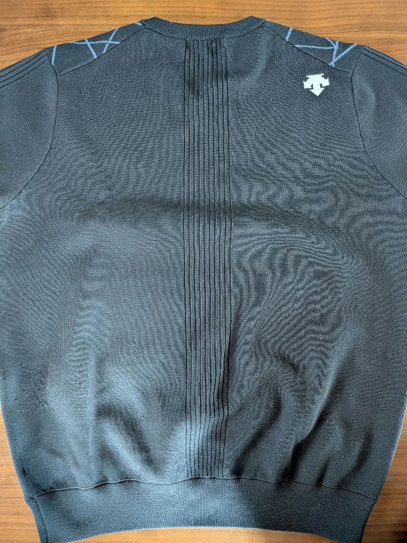 Srixon 幾何学模様 ブラックセーター