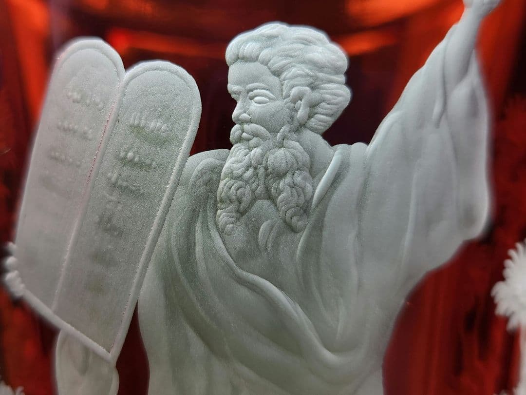 モーゼル　ガラス工芸品　ゴブレット　花瓶　クリスタル　赤