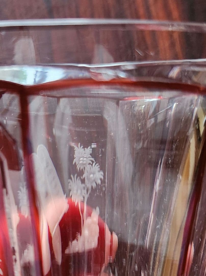 モーゼル　ガラス工芸品　ゴブレット　花瓶　クリスタル　赤