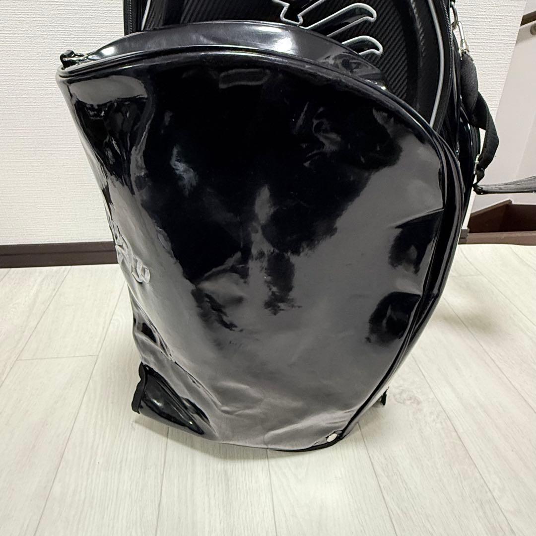 美品キャロウェイ　ド迫力大きめキャディバッグ　エナメル　9型　ブラック×シルバー