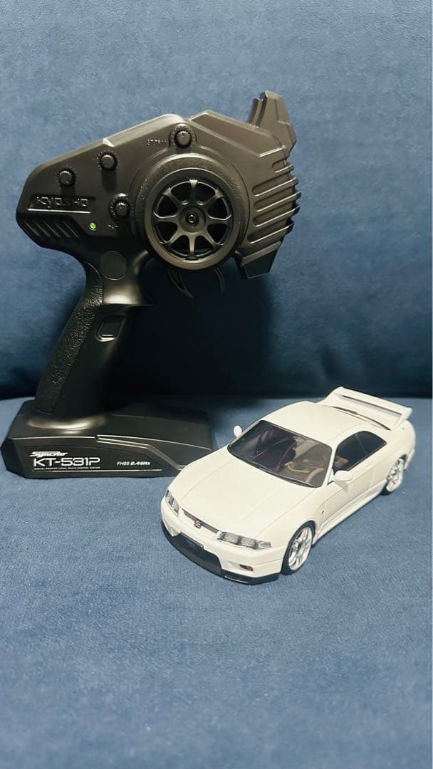 ミニッツ　AWD レディセット　R33 ホワイト