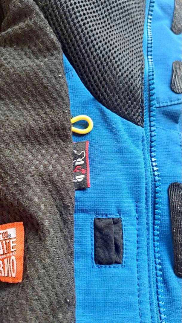 phenix メンズスキーウェア