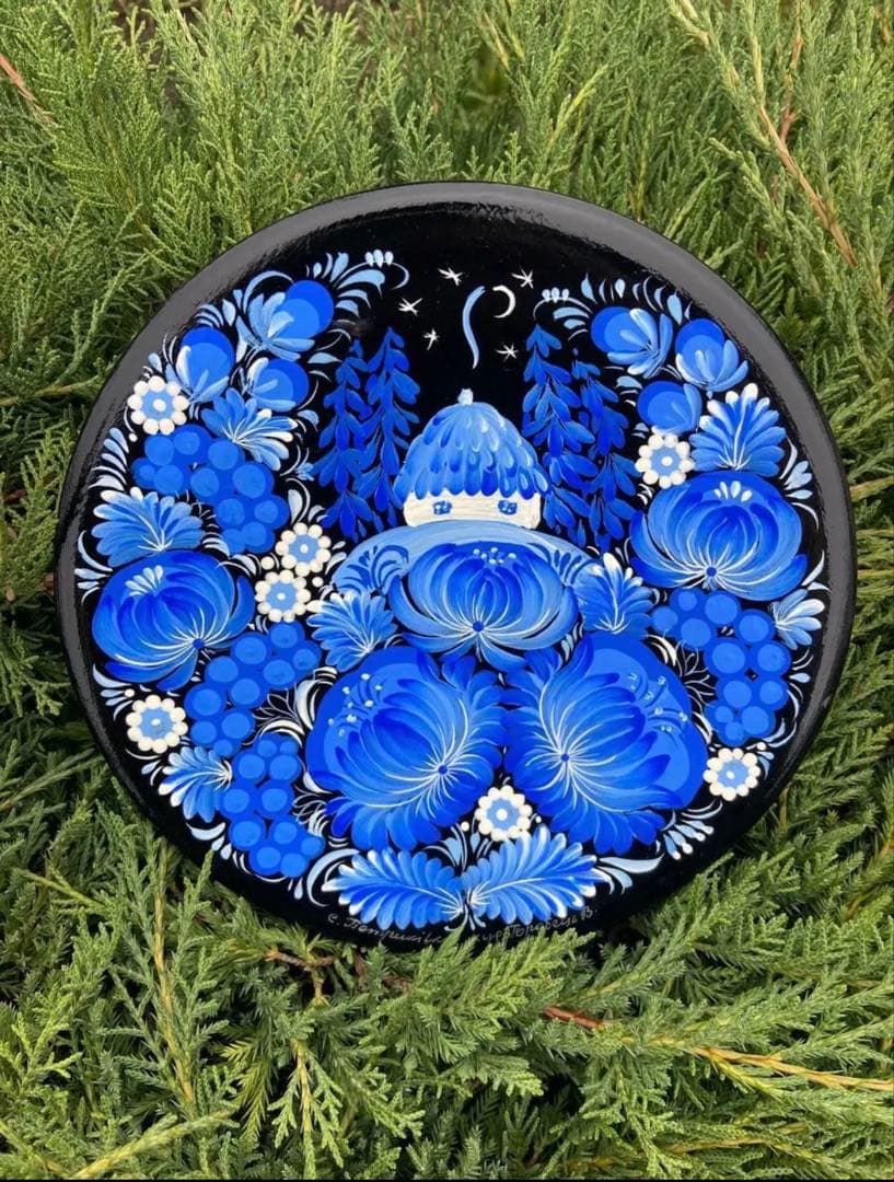 木製ペトリキウカ塗りのプレート（ヴァレンティナ・ホロべッツ）製　花柄