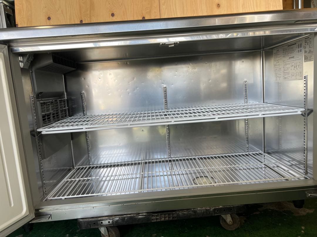 2018年 Panasonicテーブル形冷蔵庫 1500x600x800