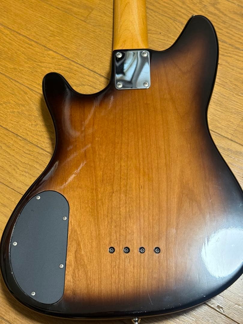 エレキベース　オリジナル　ショートスケール