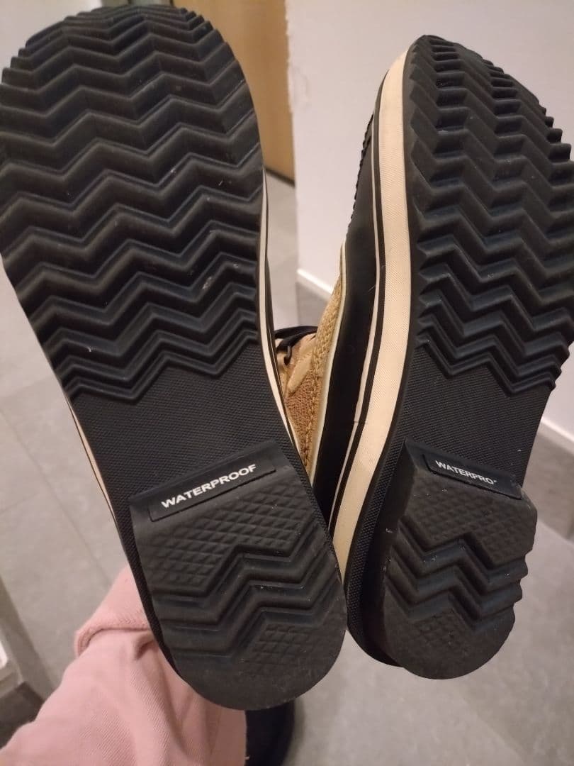 【最終価格】【美品】SOREL 防水ブーツ ベージュ/ブラック