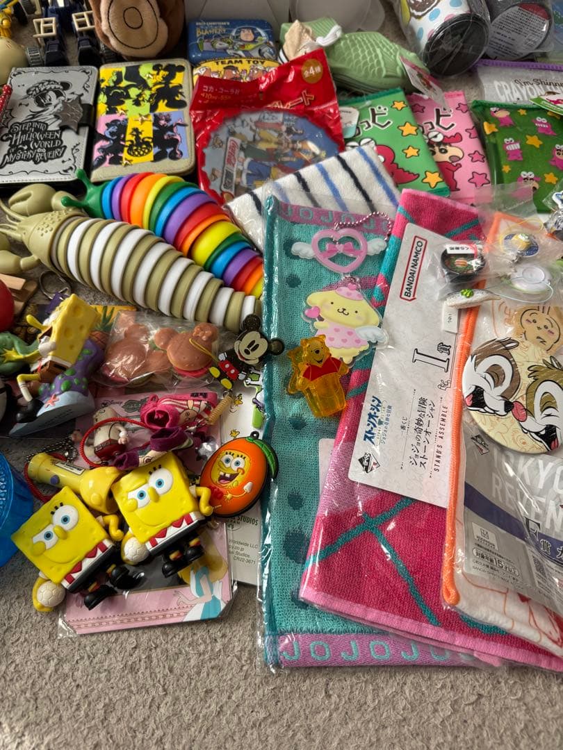 100サイズ　100点以上　雑貨　キャラクターグッズ　まとめ売り