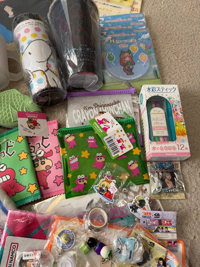 100サイズ　100点以上　雑貨　キャラクターグッズ　まとめ売り