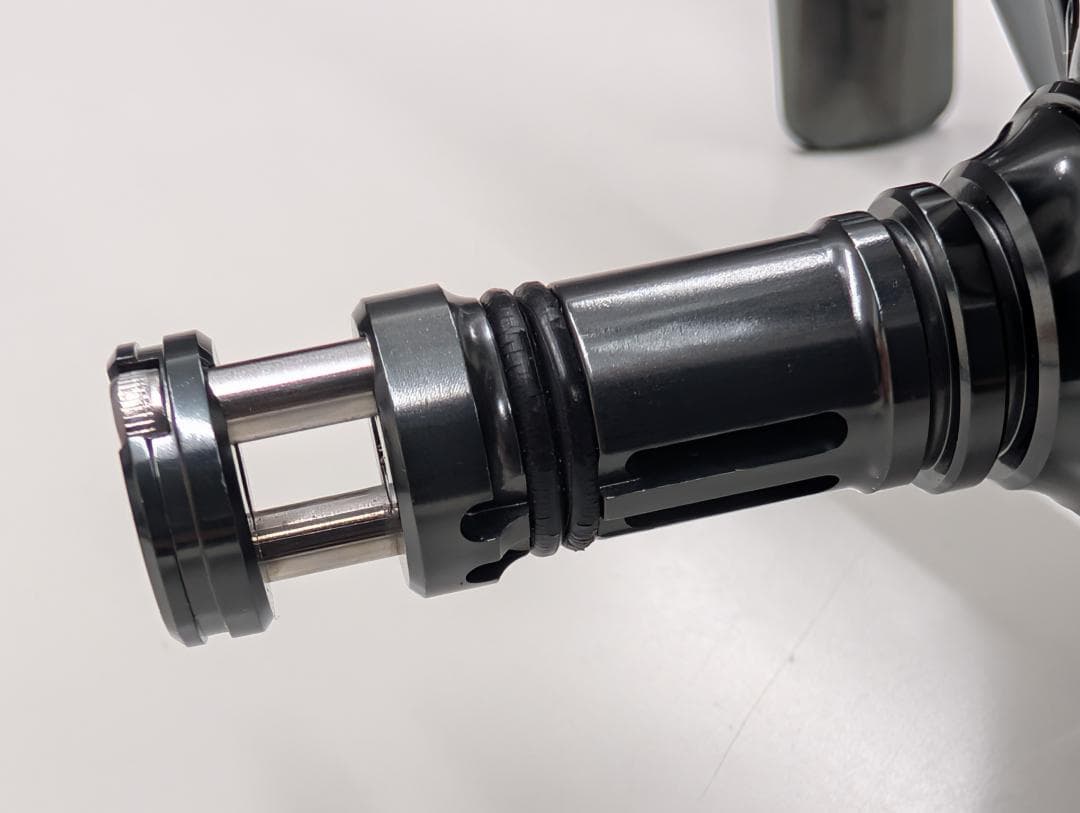 シマノ 22ステラ C3000XG & 社外ハンドルノブとリールスタンドセット