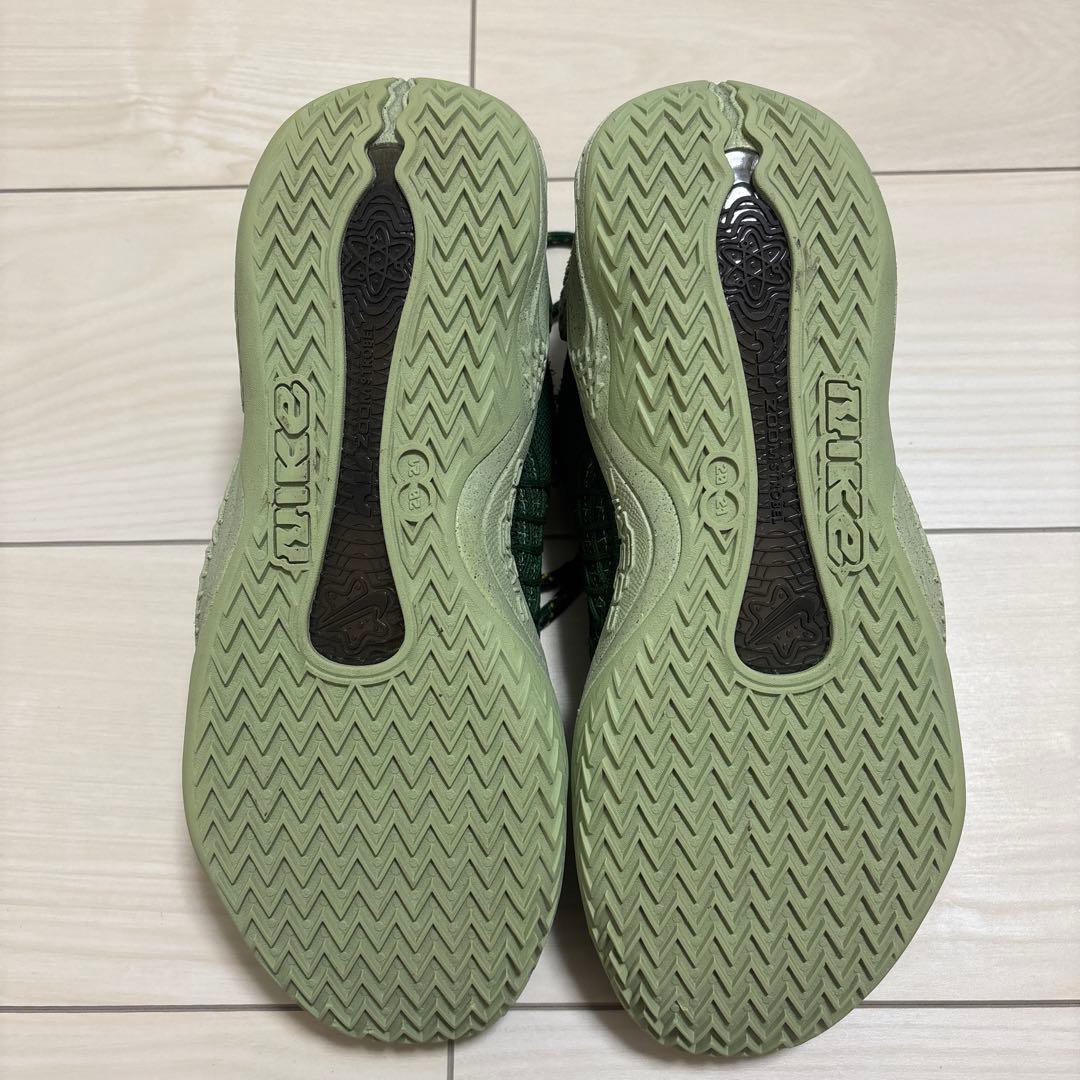 シューズ(女性用) Nike Cosmic Unity