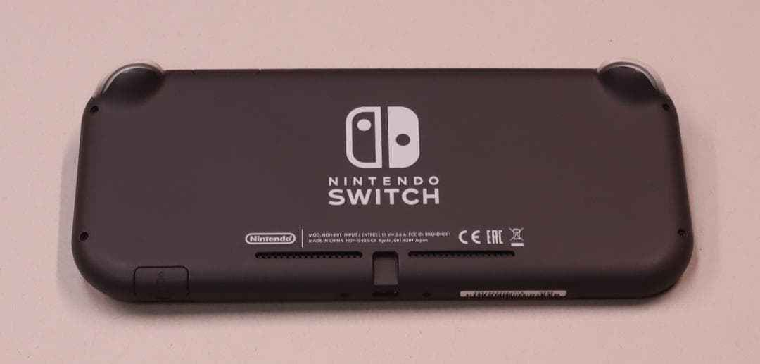ソフト4付任天堂 SWITCH スイッチ ライトタッチスクリーン ケース 　ペン
