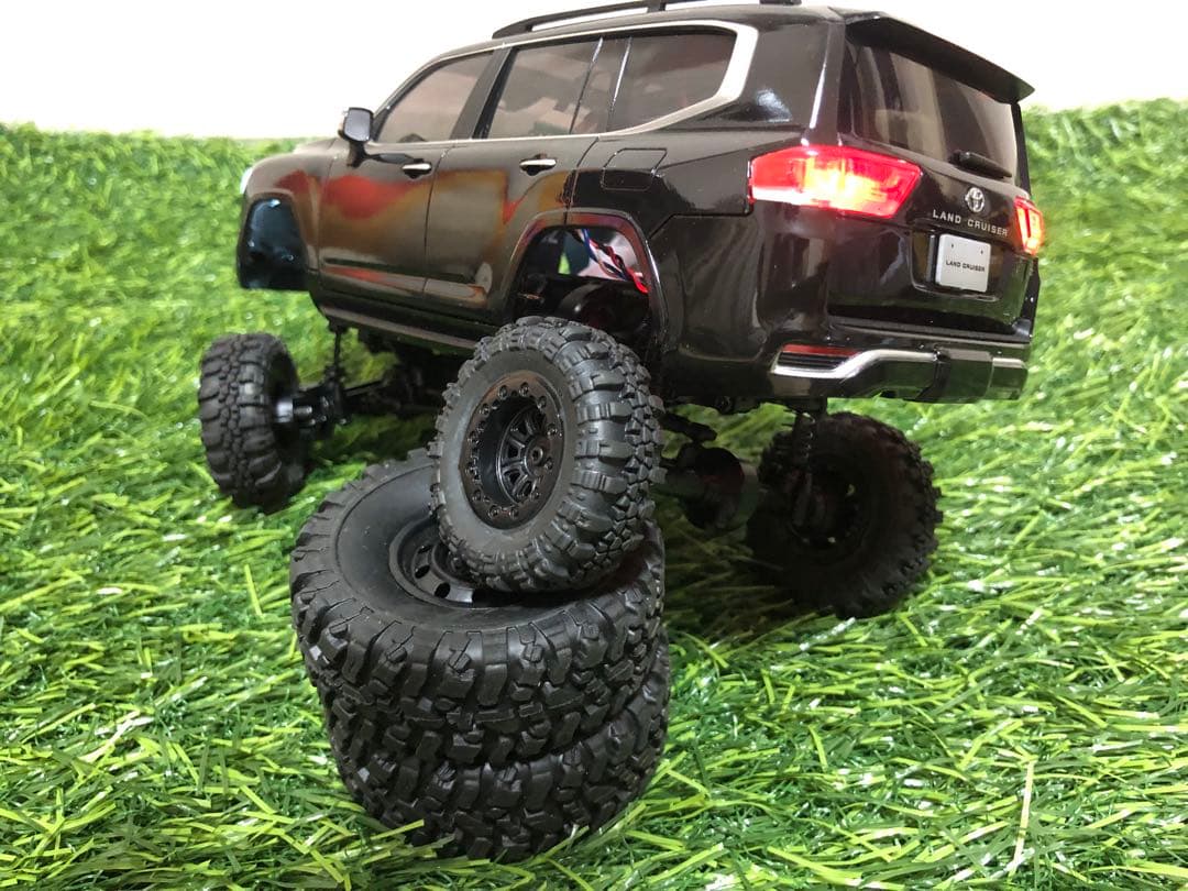 ミニッツ4×4 APIOジムニー　ランクル300