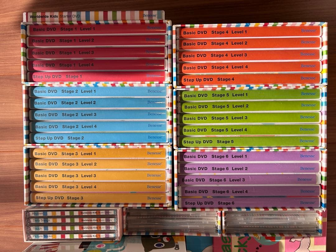 World wide kidsワールドワイドキッズDVD全巻&CD&絵本