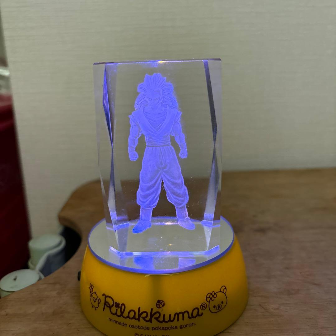 新品未使用・鳥山明・ドラゴンボールＺ[スーパーサイヤ人孫悟空・3Dクリスタル]