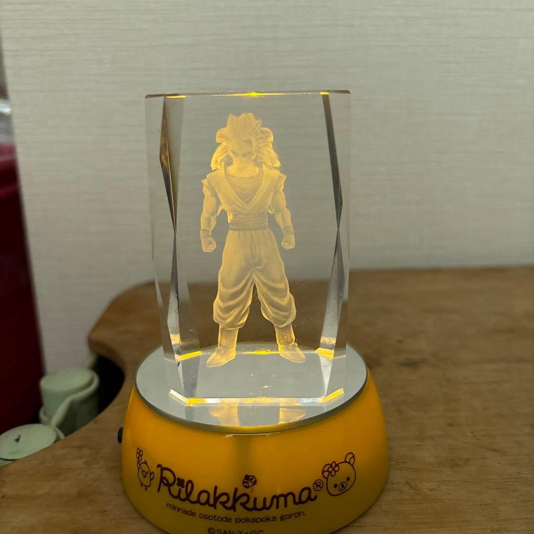 新品未使用・鳥山明・ドラゴンボールＺ[スーパーサイヤ人孫悟空・3Dクリスタル]