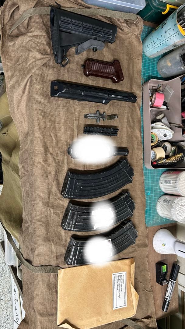 東京マルイ　AKM GBB 外装カスタム　マガジン4本