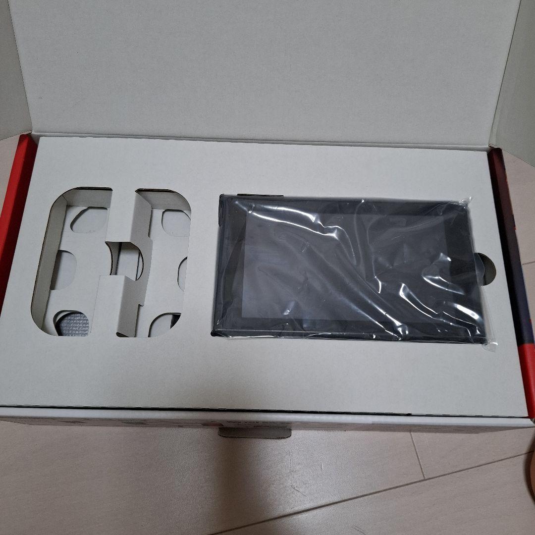 Nintendo Switch本体　付属品　箱セット（Joy-Conなし）