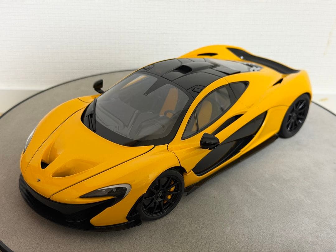 ミニカー AUTOart 1/18 MacLaren P1