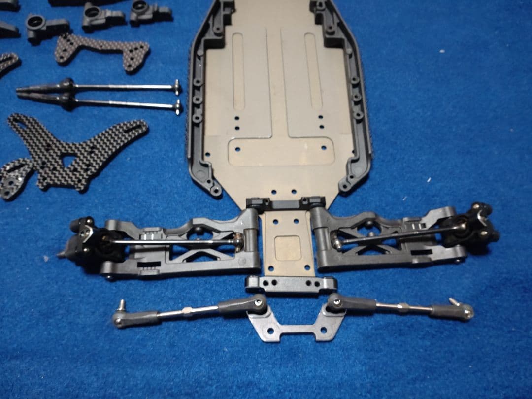 ヨコモSO2.0、3.0のパーツ取りセット