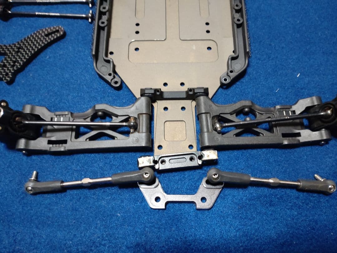 ヨコモSO2.0、3.0のパーツ取りセット